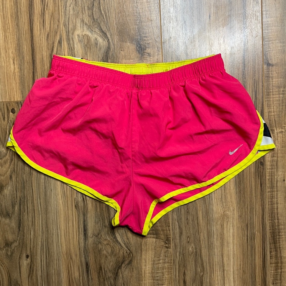 Nike Dri-Fit Athletic Pink Yellow Shorts Women’s Size Medium
